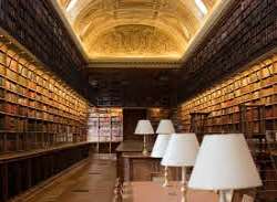 The estate has been through many renovations. The The estate has been through many renovations. The interiors were once decorated with 24 paintings depicting the life of the queen. These are now showc